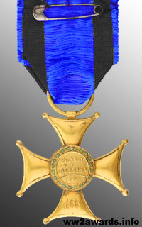 фотография Золотой крест ордена Виртути милитари